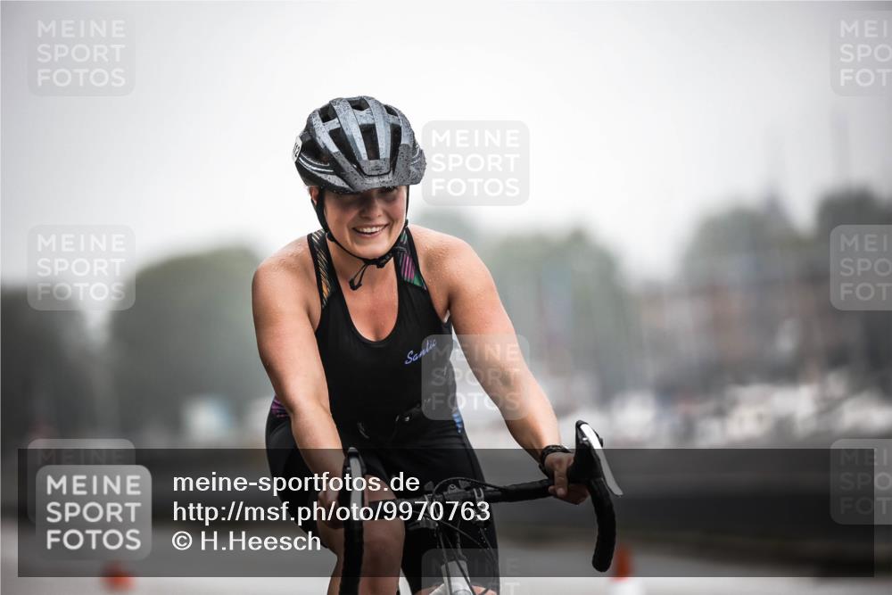 16.08.2026 - KN Förde Triathlon 2026 H.Heesch http://msf.ph/oto/9970763 16.08.2026 09:55:22 Radfahren 112, 223, 235, 240 meine-sportfotos.de