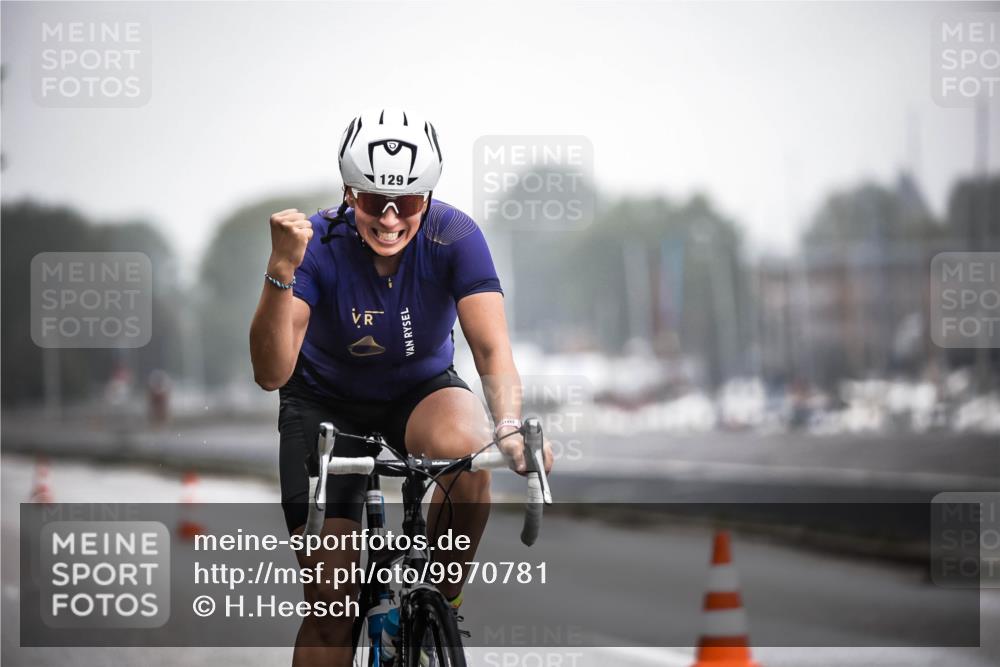 16.08.2026 - KN Förde Triathlon 2026 H.Heesch http://msf.ph/oto/9970781 16.08.2026 09:55:26 Radfahren 112, 219, 223 meine-sportfotos.de