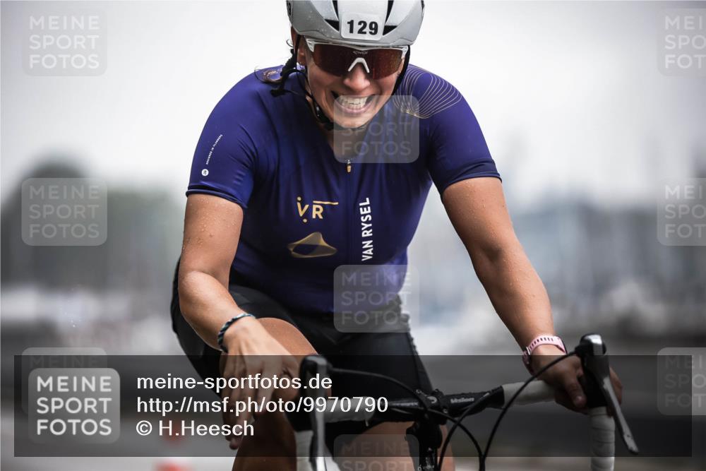16.08.2026 - KN Förde Triathlon 2026 H.Heesch http://msf.ph/oto/9970790 16.08.2026 09:55:26 Radfahren 112, 219, 223 meine-sportfotos.de
