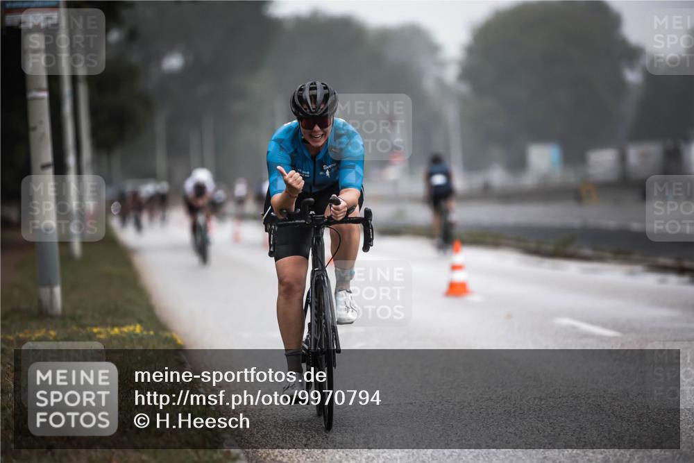 16.08.2026 - KN Förde Triathlon 2026 H.Heesch http://msf.ph/oto/9970794 16.08.2026 09:55:54 Radfahren 131, 216, 226 meine-sportfotos.de