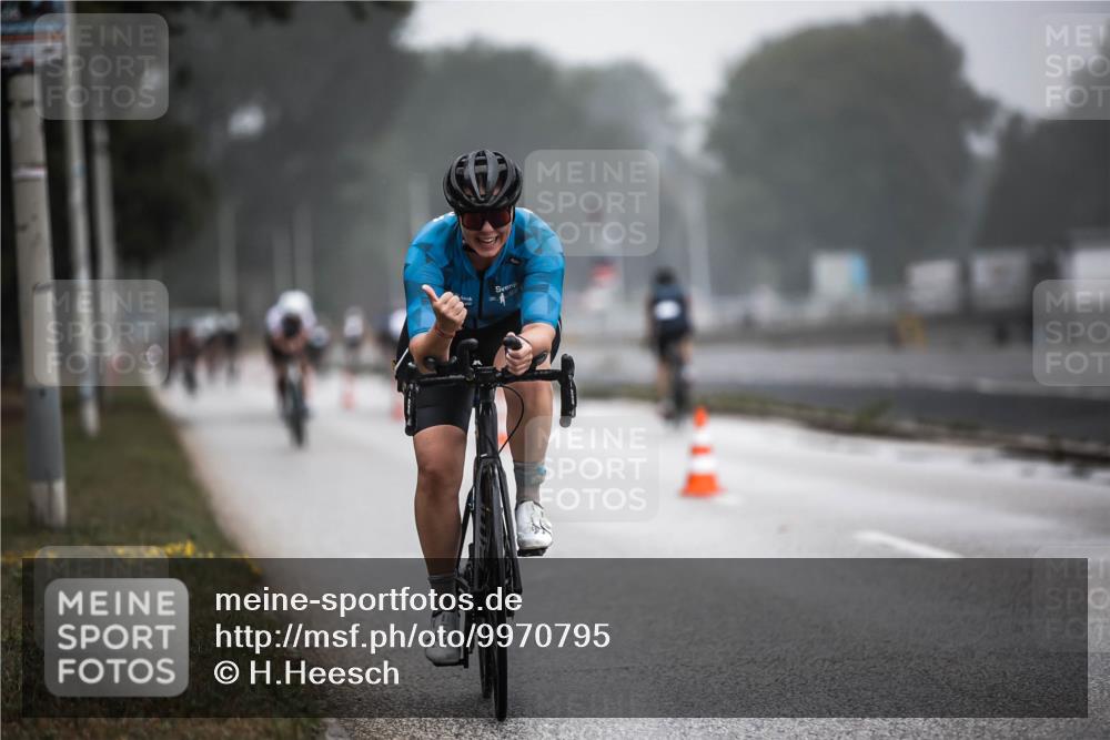 16.08.2026 - KN Förde Triathlon 2026 H.Heesch http://msf.ph/oto/9970795 16.08.2026 09:55:54 Radfahren 131, 216, 226 meine-sportfotos.de