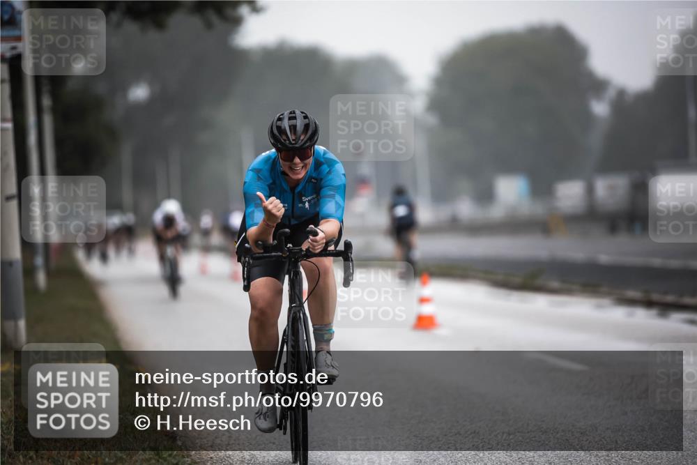 16.08.2026 - KN Förde Triathlon 2026 H.Heesch http://msf.ph/oto/9970796 16.08.2026 09:55:54 Radfahren 131, 216, 226 meine-sportfotos.de
