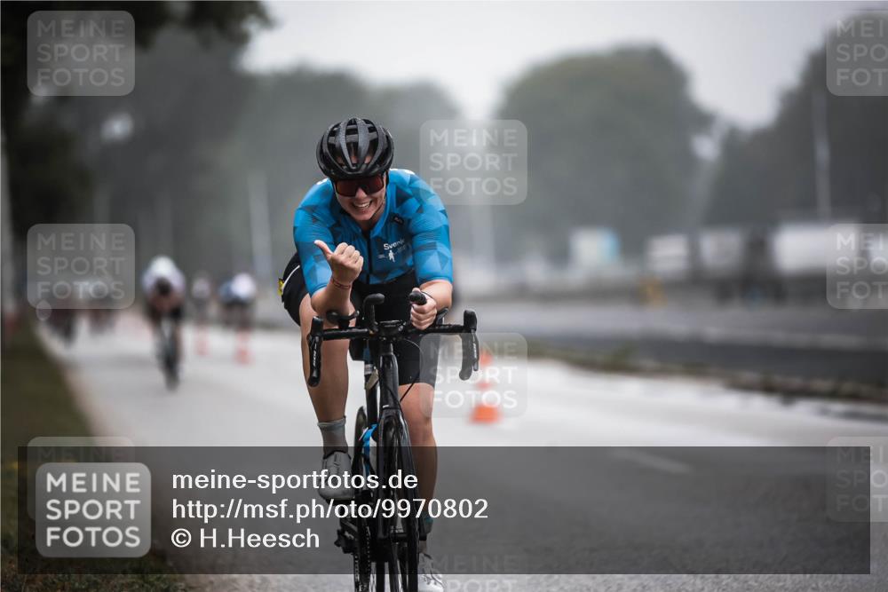 16.08.2026 - KN Förde Triathlon 2026 H.Heesch http://msf.ph/oto/9970802 16.08.2026 09:55:54 Radfahren 131, 216, 226 meine-sportfotos.de