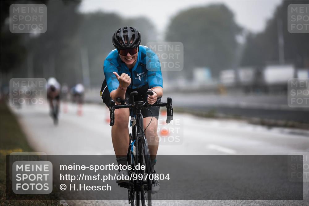 16.08.2026 - KN Förde Triathlon 2026 H.Heesch http://msf.ph/oto/9970804 16.08.2026 09:55:55 Radfahren 131, 216, 226 meine-sportfotos.de