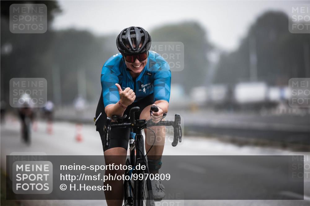 16.08.2026 - KN Förde Triathlon 2026 H.Heesch http://msf.ph/oto/9970809 16.08.2026 09:55:55 Radfahren 131, 216, 226 meine-sportfotos.de