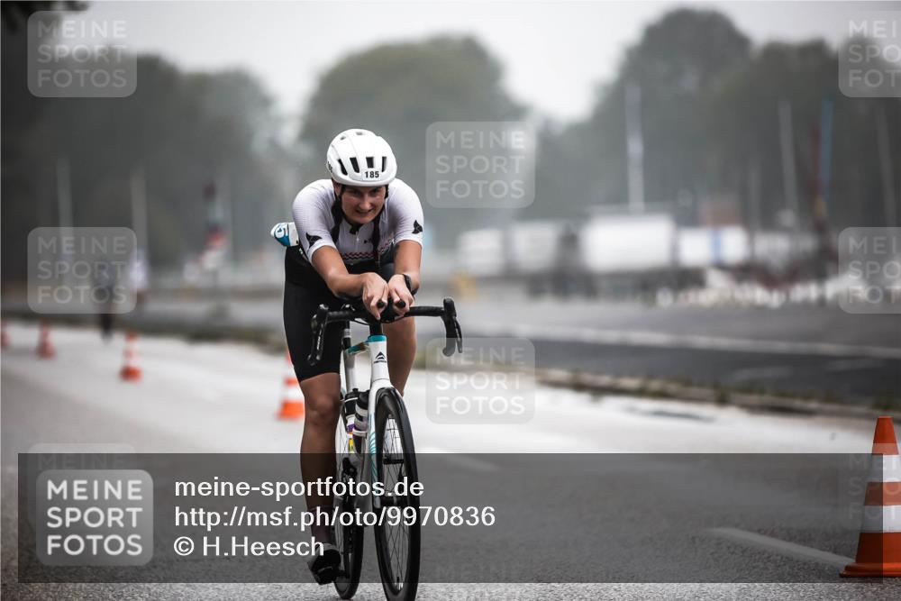 16.08.2026 - KN Förde Triathlon 2026 H.Heesch http://msf.ph/oto/9970836 16.08.2026 09:55:59 Radfahren 131, 216 meine-sportfotos.de