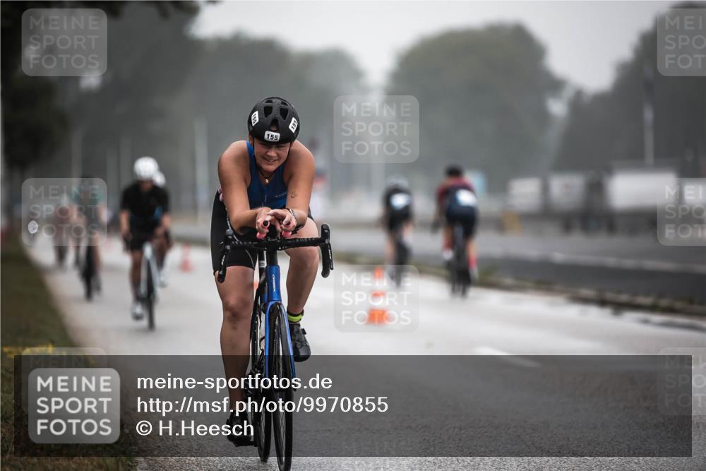 16.08.2026 - KN Förde Triathlon 2026 H.Heesch http://msf.ph/oto/9970855 16.08.2026 09:56:06 Radfahren 202, 229 meine-sportfotos.de