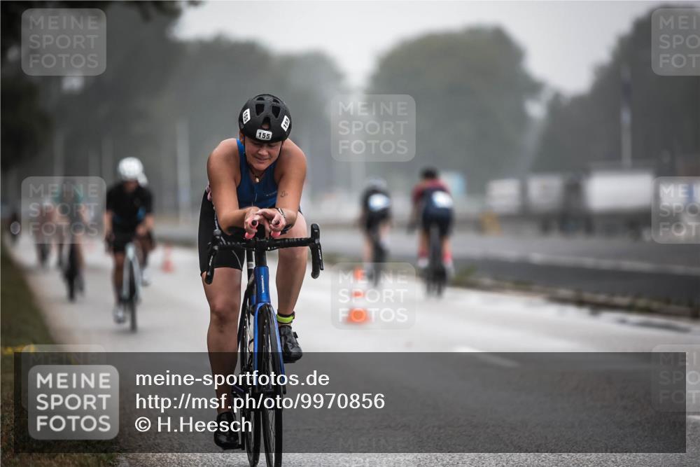 16.08.2026 - KN Förde Triathlon 2026 H.Heesch http://msf.ph/oto/9970856 16.08.2026 09:56:06 Radfahren 202, 229 meine-sportfotos.de