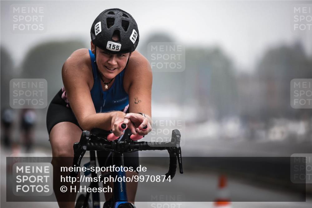 16.08.2026 - KN Förde Triathlon 2026 H.Heesch http://msf.ph/oto/9970874 16.08.2026 09:56:07 Radfahren 197, 202, 229 meine-sportfotos.de