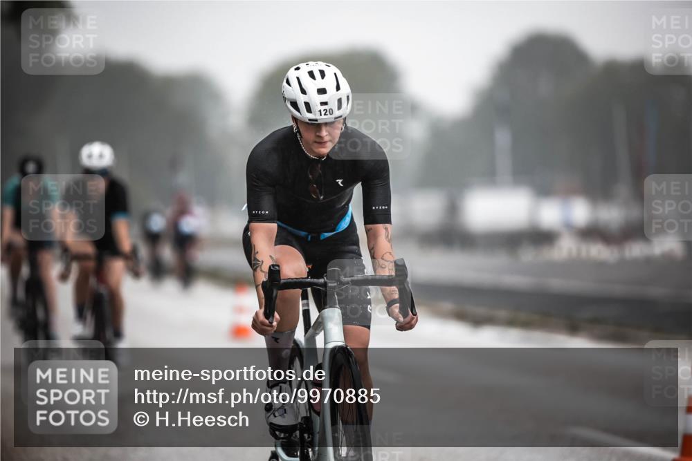 16.08.2026 - KN Förde Triathlon 2026 H.Heesch http://msf.ph/oto/9970885 16.08.2026 09:56:08 Radfahren 197, 202, 229 meine-sportfotos.de