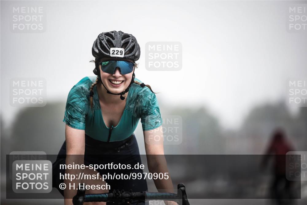 16.08.2026 - KN Förde Triathlon 2026 H.Heesch http://msf.ph/oto/9970905 16.08.2026 09:56:11 Radfahren 195, 197, 202, 229, 254, 805 meine-sportfotos.de