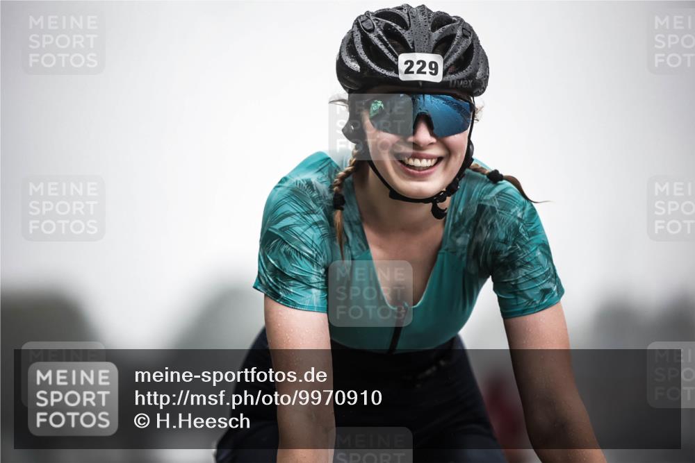 16.08.2026 - KN Förde Triathlon 2026 H.Heesch http://msf.ph/oto/9970910 16.08.2026 09:56:11 Radfahren 195, 197, 202, 229, 254, 805 meine-sportfotos.de