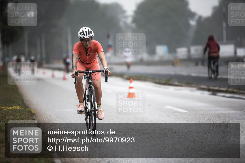 16.08.2026 - KN Förde Triathlon 2026 H.Heesch http://msf.ph/oto/9970923 16.08.2026 09:56:14 Radfahren 195, 197, 229, 254, 260, 805 meine-sportfotos.de