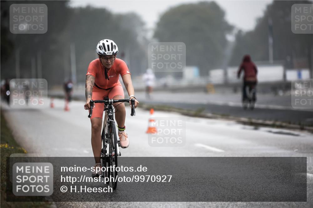 16.08.2026 - KN Förde Triathlon 2026 H.Heesch http://msf.ph/oto/9970927 16.08.2026 09:56:15 Radfahren 195, 197, 254, 260, 805 meine-sportfotos.de