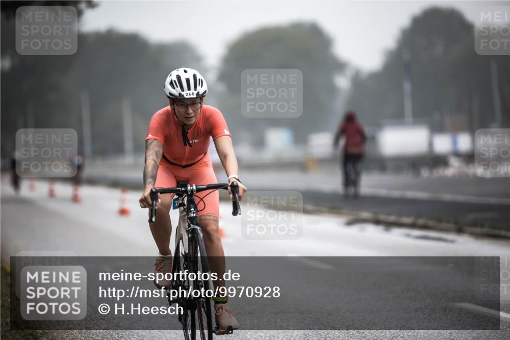 16.08.2026 - KN Förde Triathlon 2026 H.Heesch http://msf.ph/oto/9970928 16.08.2026 09:56:15 Radfahren 195, 197, 254, 260, 805 meine-sportfotos.de