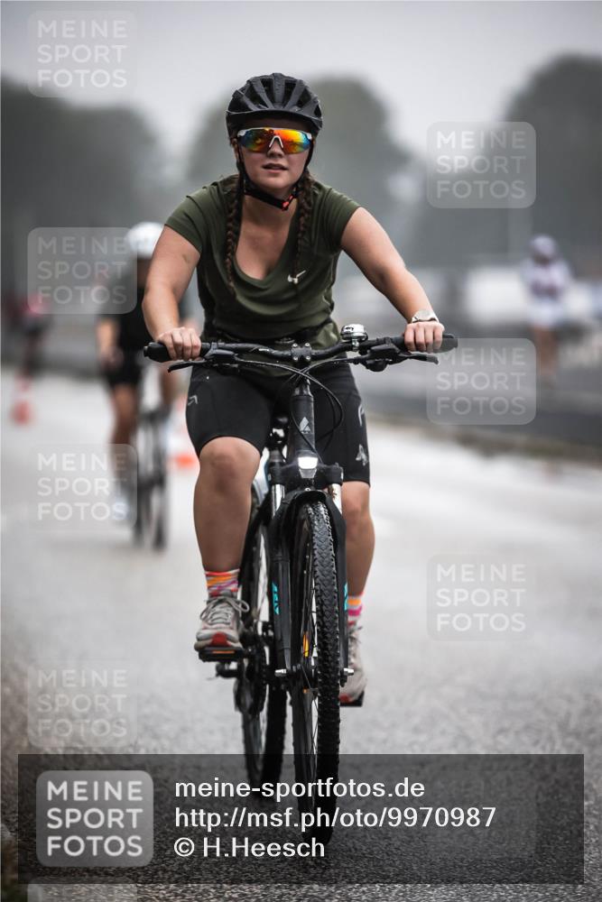 16.08.2026 - KN Förde Triathlon 2026 H.Heesch http://msf.ph/oto/9970987 16.08.2026 09:56:29 Radfahren 108, 137, 172, 225 meine-sportfotos.de