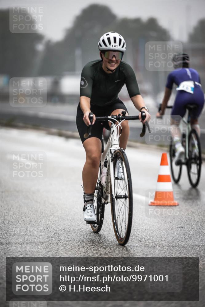 16.08.2026 - KN Förde Triathlon 2026 H.Heesch http://msf.ph/oto/9971001 16.08.2026 09:56:31 Radfahren 108, 137, 172 meine-sportfotos.de