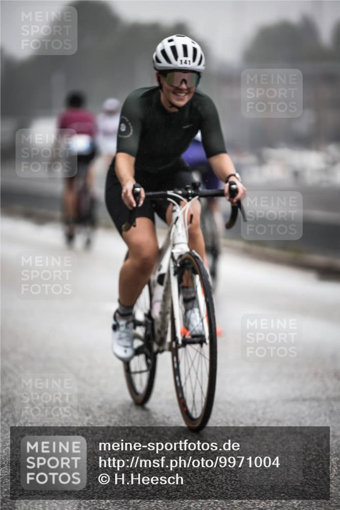 16.08.2026 - KN Förde Triathlon 2026 H.Heesch http://msf.ph/oto/9971004 16.08.2026 09:56:31 Radfahren 108, 137, 172 meine-sportfotos.de