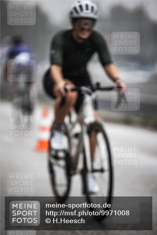 16.08.2026 - KN Förde Triathlon 2026 H.Heesch http://msf.ph/oto/9971008 16.08.2026 09:56:31 Radfahren 108, 137, 172 meine-sportfotos.de