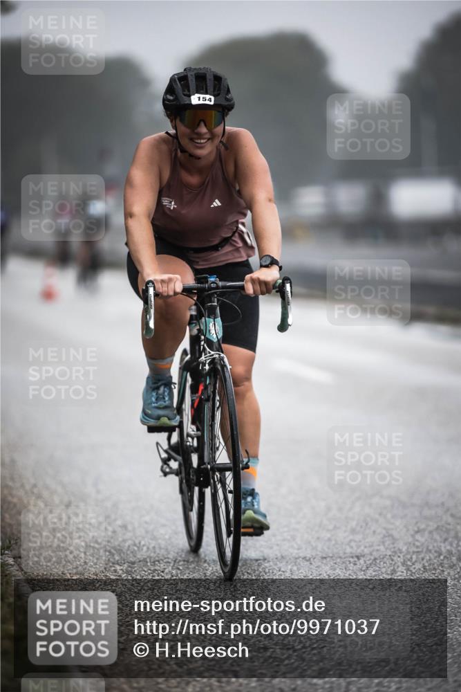 16.08.2026 - KN Förde Triathlon 2026 H.Heesch http://msf.ph/oto/9971037 16.08.2026 09:56:38 Radfahren 175 meine-sportfotos.de