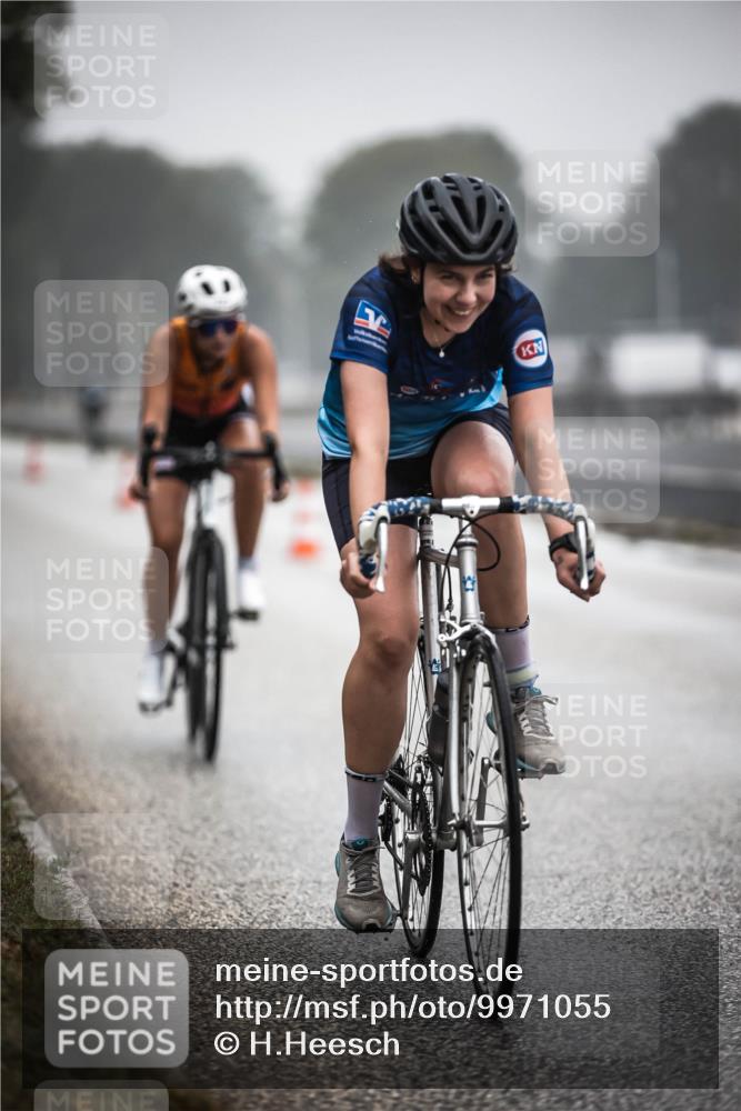 16.08.2026 - KN Förde Triathlon 2026 H.Heesch http://msf.ph/oto/9971055 16.08.2026 09:56:54 Radfahren 145, 153, 222 meine-sportfotos.de