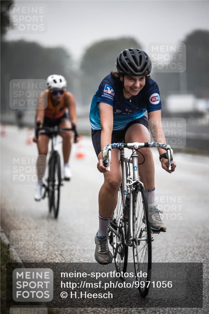 16.08.2026 - KN Förde Triathlon 2026 H.Heesch http://msf.ph/oto/9971056 16.08.2026 09:56:54 Radfahren 145, 153, 222 meine-sportfotos.de