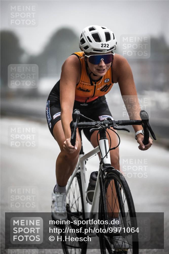 16.08.2026 - KN Förde Triathlon 2026 H.Heesch http://msf.ph/oto/9971064 16.08.2026 09:56:56 Radfahren 145, 153, 222 meine-sportfotos.de