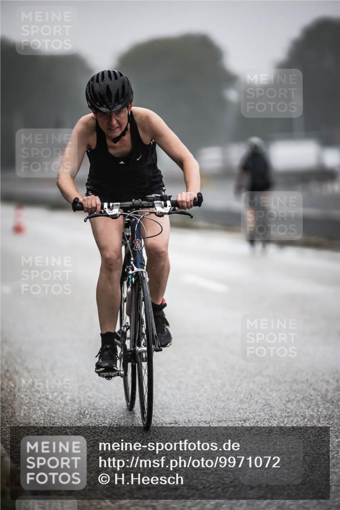 16.08.2026 - KN Förde Triathlon 2026 H.Heesch http://msf.ph/oto/9971072 16.08.2026 09:57:00 Radfahren 145, 213, 215 meine-sportfotos.de