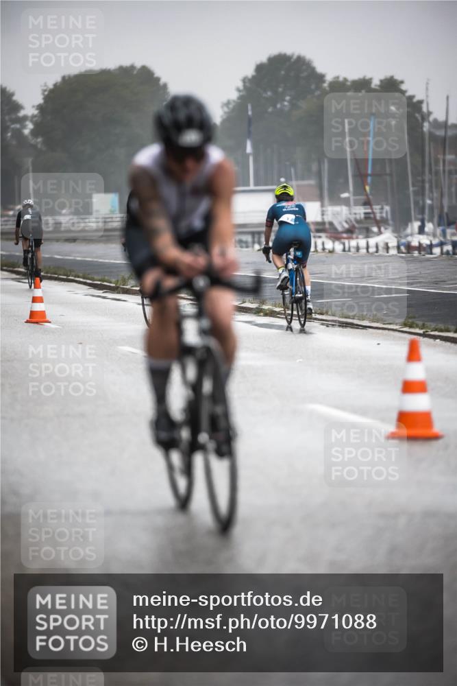 16.08.2026 - KN Förde Triathlon 2026 H.Heesch http://msf.ph/oto/9971088 16.08.2026 09:57:20 Radfahren 124, 182 meine-sportfotos.de