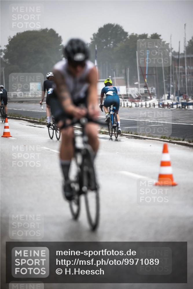 16.08.2026 - KN Förde Triathlon 2026 H.Heesch http://msf.ph/oto/9971089 16.08.2026 09:57:20 Radfahren 124, 182 meine-sportfotos.de