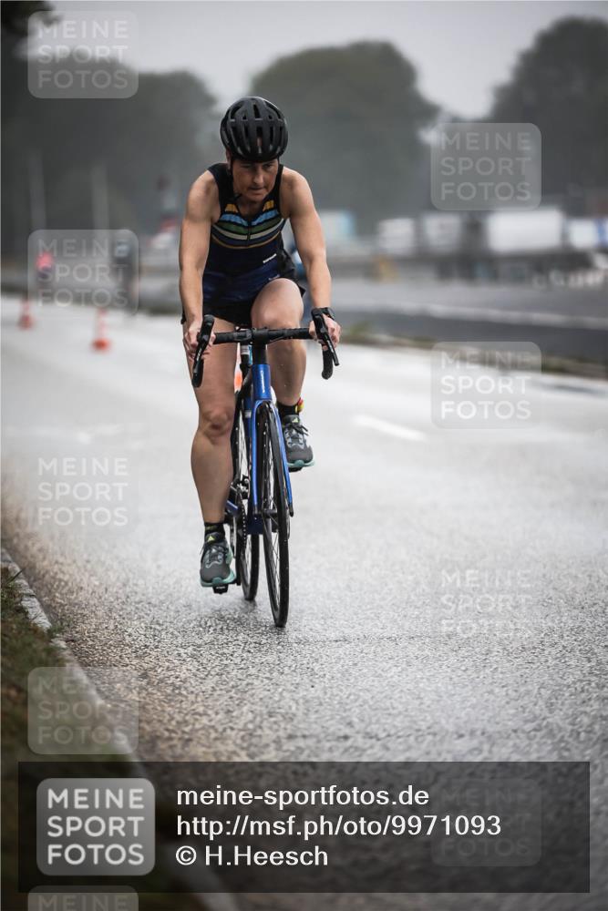 16.08.2026 - KN Förde Triathlon 2026 H.Heesch http://msf.ph/oto/9971093 16.08.2026 09:57:22 Radfahren 124, 182 meine-sportfotos.de