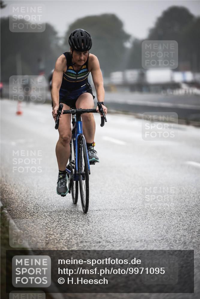 16.08.2026 - KN Förde Triathlon 2026 H.Heesch http://msf.ph/oto/9971095 16.08.2026 09:57:22 Radfahren 124, 182 meine-sportfotos.de