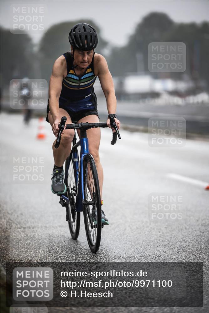 16.08.2026 - KN Förde Triathlon 2026 H.Heesch http://msf.ph/oto/9971100 16.08.2026 09:57:23 Radfahren 124, 182 meine-sportfotos.de
