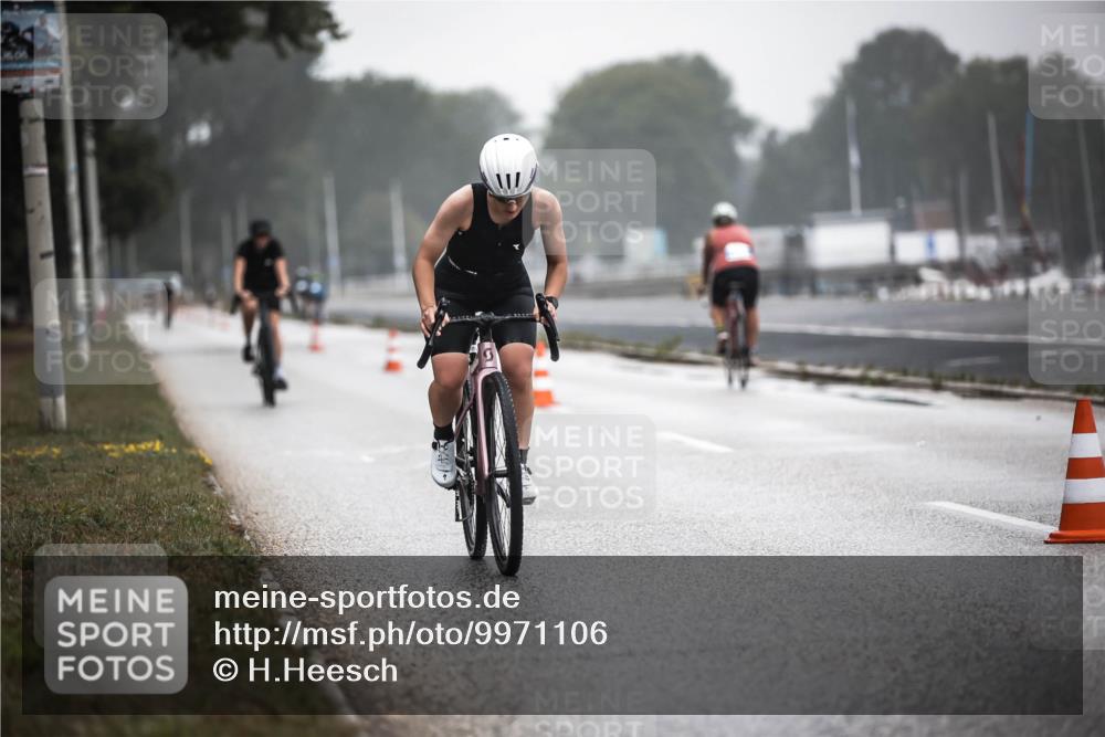 16.08.2026 - KN Förde Triathlon 2026 H.Heesch http://msf.ph/oto/9971106 16.08.2026 09:57:33 Radfahren 178, 187, 189, 192, 206, 247, 248 meine-sportfotos.de