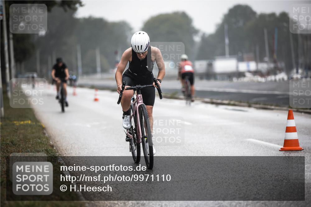 16.08.2026 - KN Förde Triathlon 2026 H.Heesch http://msf.ph/oto/9971110 16.08.2026 09:57:33 Radfahren 178, 187, 189, 192, 206, 247, 248 meine-sportfotos.de