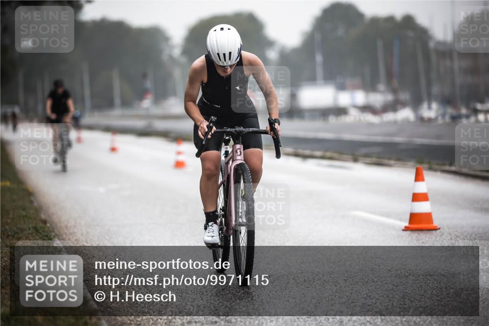 16.08.2026 - KN Förde Triathlon 2026 H.Heesch http://msf.ph/oto/9971115 16.08.2026 09:57:34 Radfahren 178, 187, 189, 192, 206, 247, 248 meine-sportfotos.de