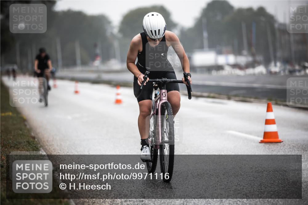 16.08.2026 - KN Förde Triathlon 2026 H.Heesch http://msf.ph/oto/9971116 16.08.2026 09:57:34 Radfahren 178, 187, 189, 192, 206, 247, 248 meine-sportfotos.de