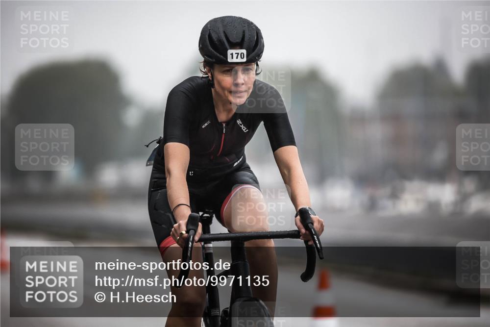 16.08.2026 - KN Förde Triathlon 2026 H.Heesch http://msf.ph/oto/9971135 16.08.2026 09:57:48 Radfahren 161, 166, 246 meine-sportfotos.de