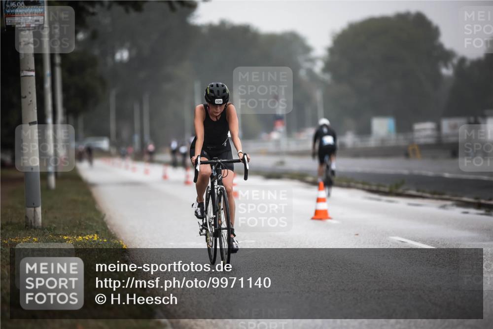 16.08.2026 - KN Förde Triathlon 2026 H.Heesch http://msf.ph/oto/9971140 16.08.2026 09:57:52 Radfahren 161, 238 meine-sportfotos.de