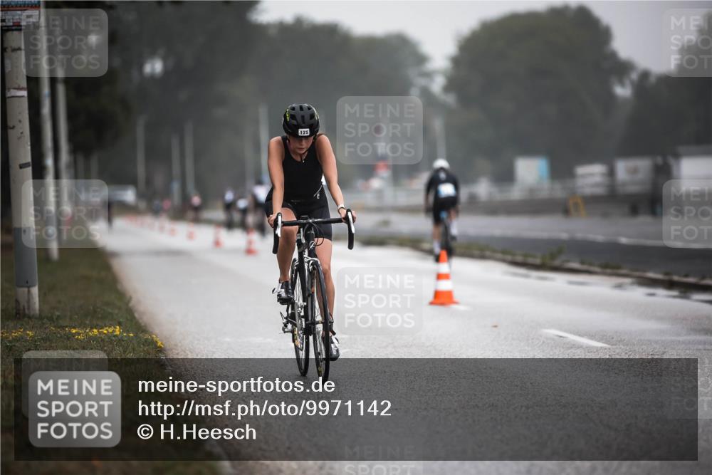 16.08.2026 - KN Förde Triathlon 2026 H.Heesch http://msf.ph/oto/9971142 16.08.2026 09:57:52 Radfahren 161, 238 meine-sportfotos.de