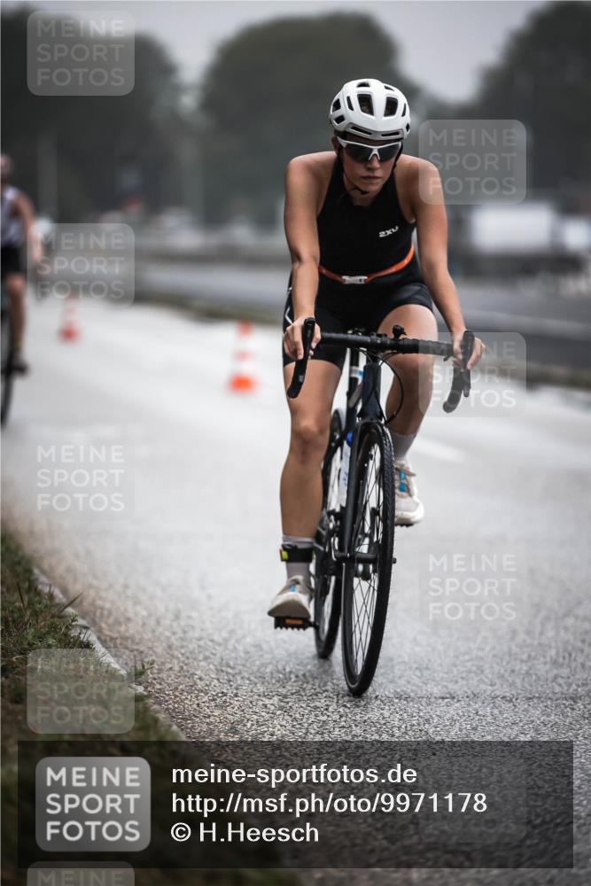 16.08.2026 - KN Förde Triathlon 2026 H.Heesch http://msf.ph/oto/9971178 16.08.2026 09:58:20 Radfahren 186, 205, 251, 262 meine-sportfotos.de