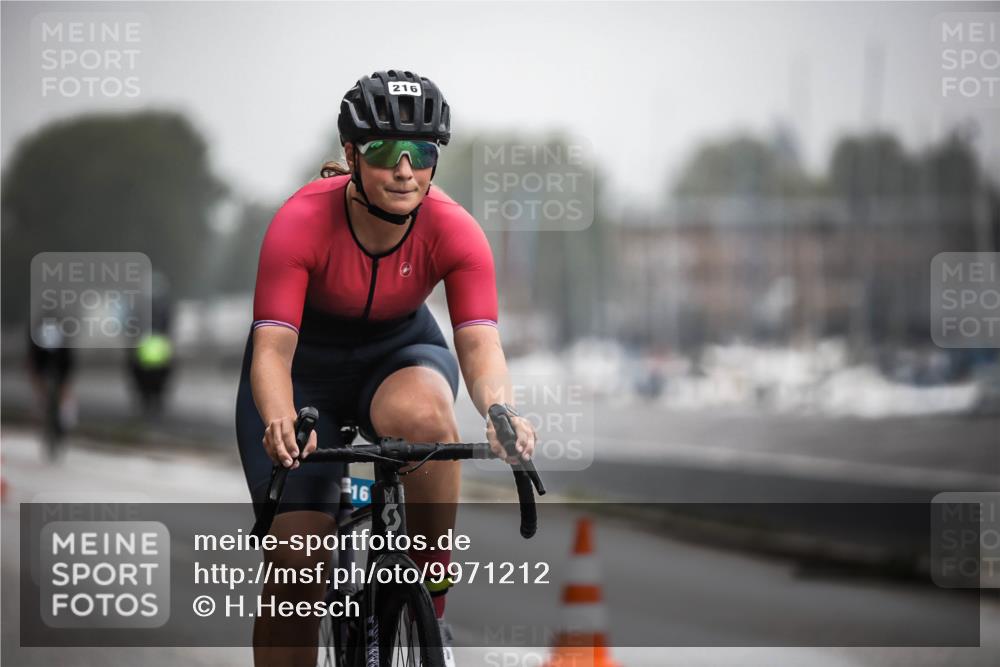 16.08.2026 - KN Förde Triathlon 2026 H.Heesch http://msf.ph/oto/9971212 16.08.2026 09:58:48 Radfahren 216 meine-sportfotos.de