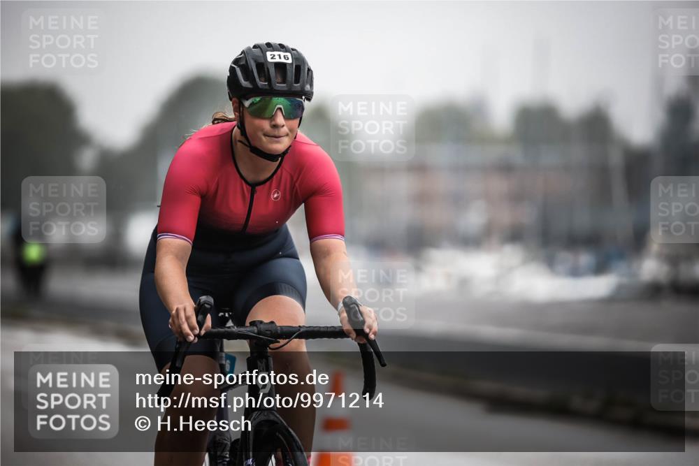 16.08.2026 - KN Förde Triathlon 2026 H.Heesch http://msf.ph/oto/9971214 16.08.2026 09:58:49 Radfahren 216, 265 meine-sportfotos.de