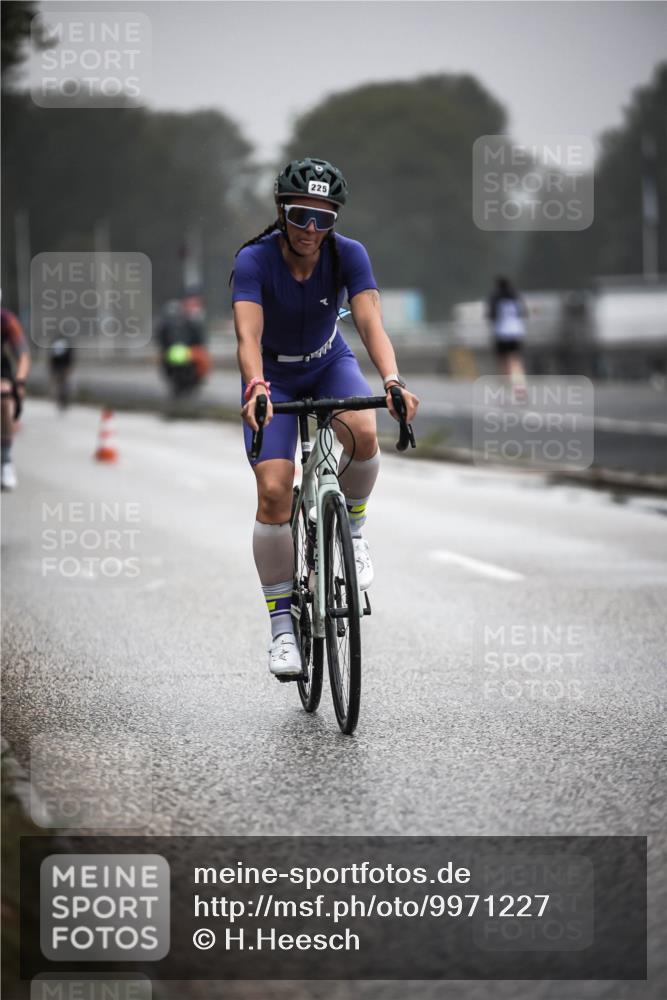 16.08.2026 - KN Förde Triathlon 2026 H.Heesch http://msf.ph/oto/9971227 16.08.2026 09:58:56 Radfahren 138, 156, 174, 254, 265 meine-sportfotos.de