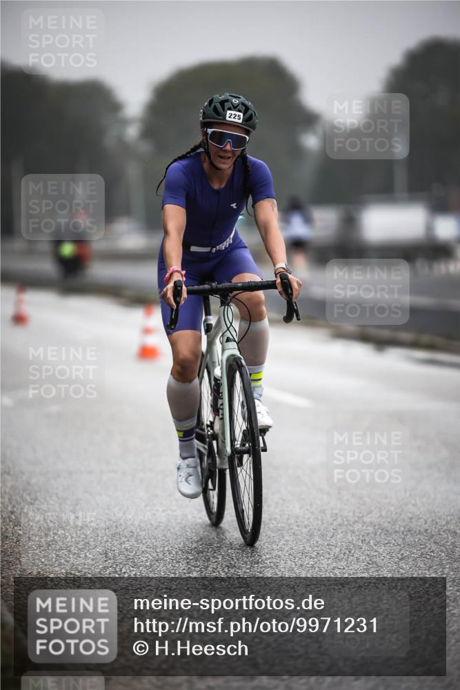 16.08.2026 - KN Förde Triathlon 2026 H.Heesch http://msf.ph/oto/9971231 16.08.2026 09:58:56 Radfahren 138, 156, 174, 254, 265 meine-sportfotos.de