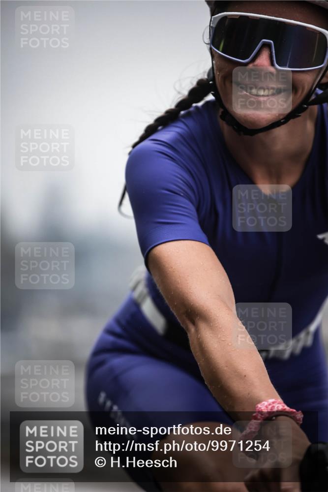 16.08.2026 - KN Förde Triathlon 2026 H.Heesch http://msf.ph/oto/9971254 16.08.2026 09:58:57 Radfahren 138, 156, 174, 254, 265 meine-sportfotos.de