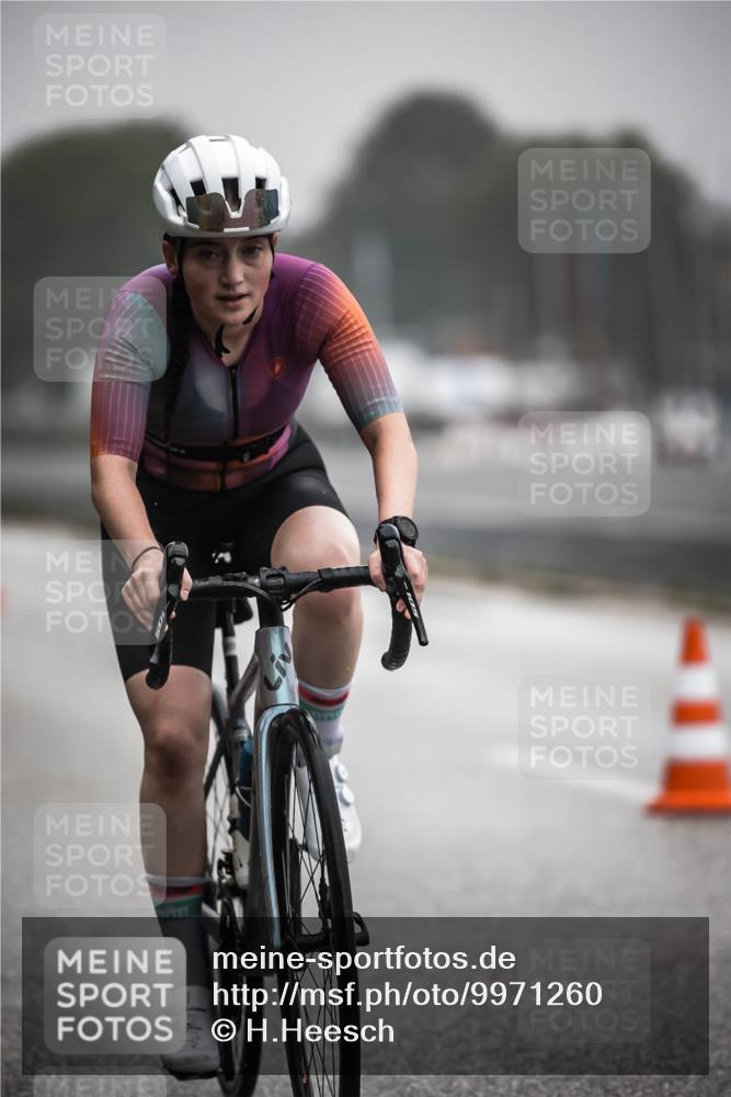 16.08.2026 - KN Förde Triathlon 2026 H.Heesch http://msf.ph/oto/9971260 16.08.2026 09:58:58 Radfahren 138, 156, 174, 254 meine-sportfotos.de
