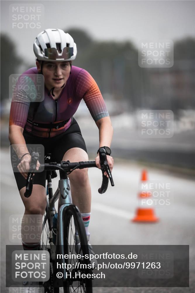 16.08.2026 - KN Förde Triathlon 2026 H.Heesch http://msf.ph/oto/9971263 16.08.2026 09:58:58 Radfahren 138, 156, 174, 254 meine-sportfotos.de