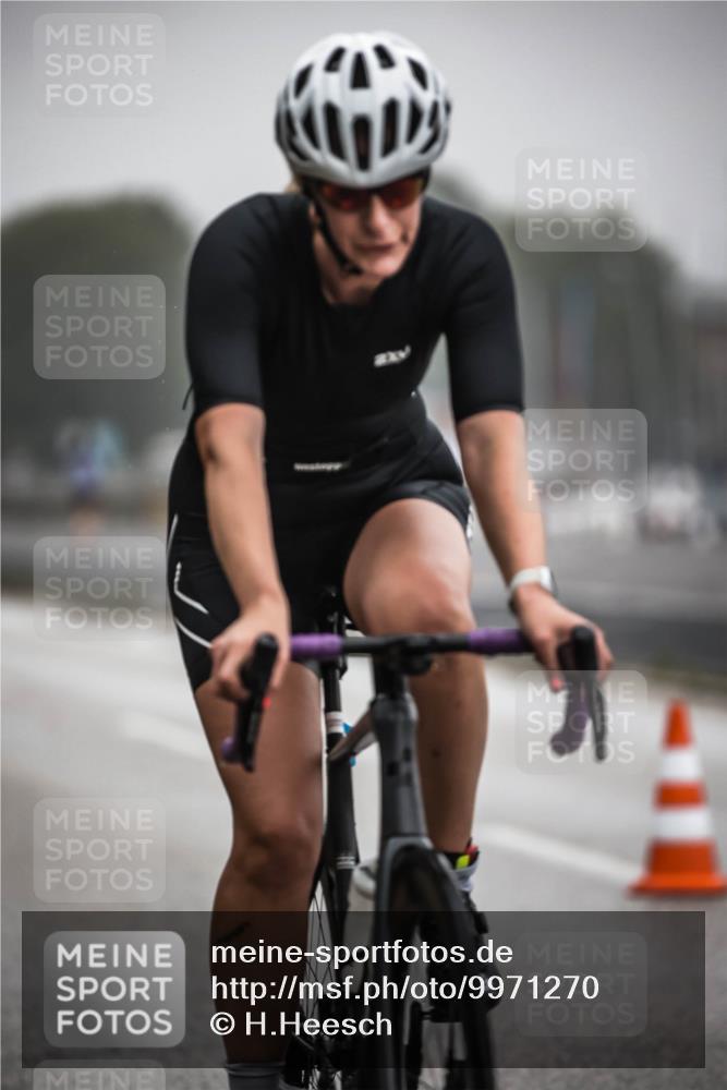 16.08.2026 - KN Förde Triathlon 2026 H.Heesch http://msf.ph/oto/9971270 16.08.2026 09:59:01 Radfahren 138, 174, 254 meine-sportfotos.de