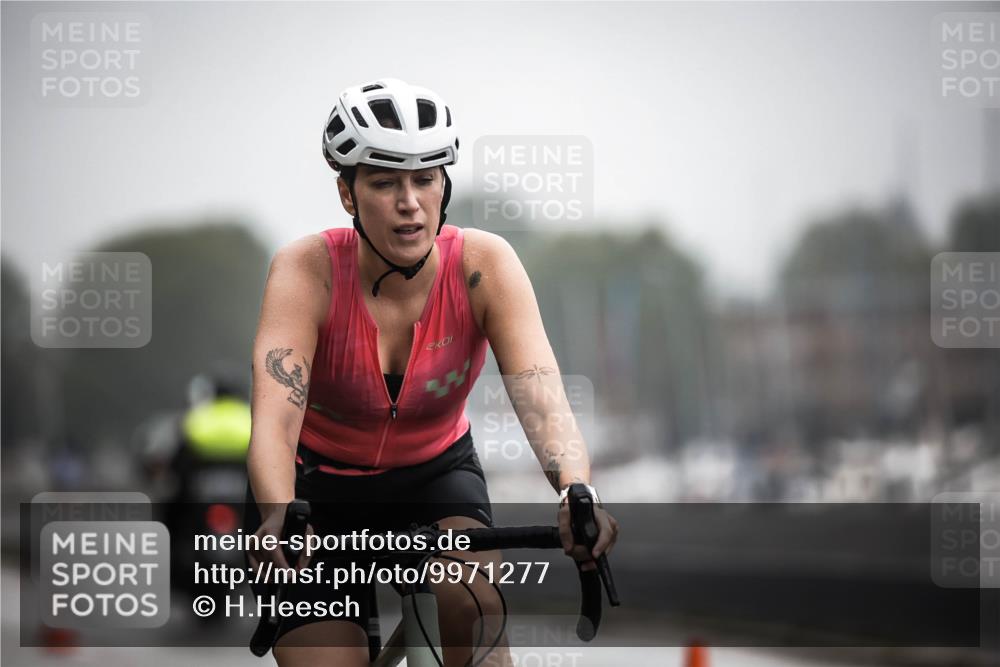 16.08.2026 - KN Förde Triathlon 2026 H.Heesch http://msf.ph/oto/9971277 16.08.2026 09:59:09 Radfahren 176, 188, 261, 805 meine-sportfotos.de